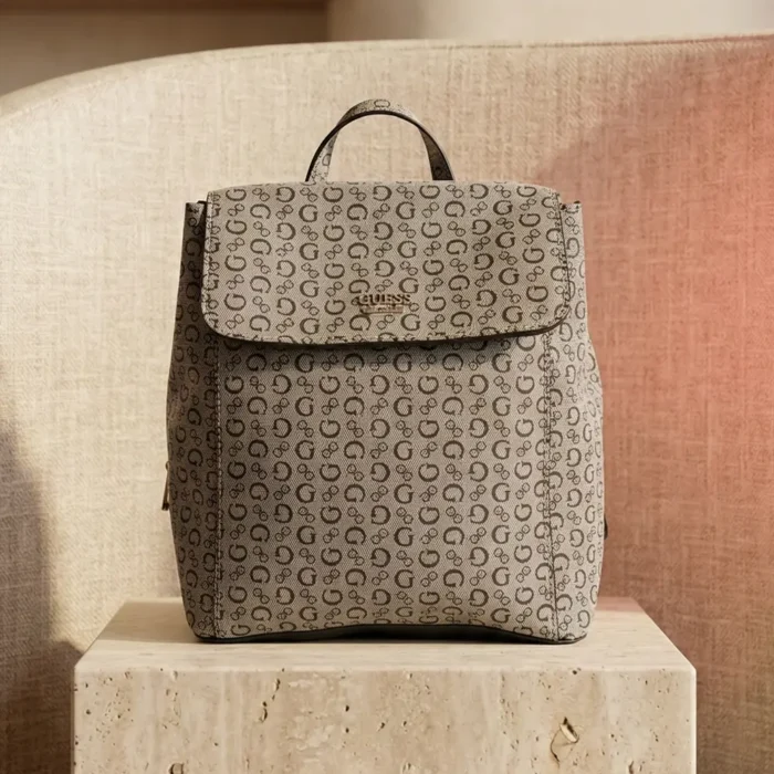 Mochila Guess juvenil para mujer
