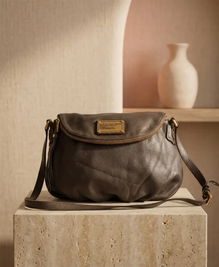 Bandolera de cuero gris MARC BY MARC JACOBS